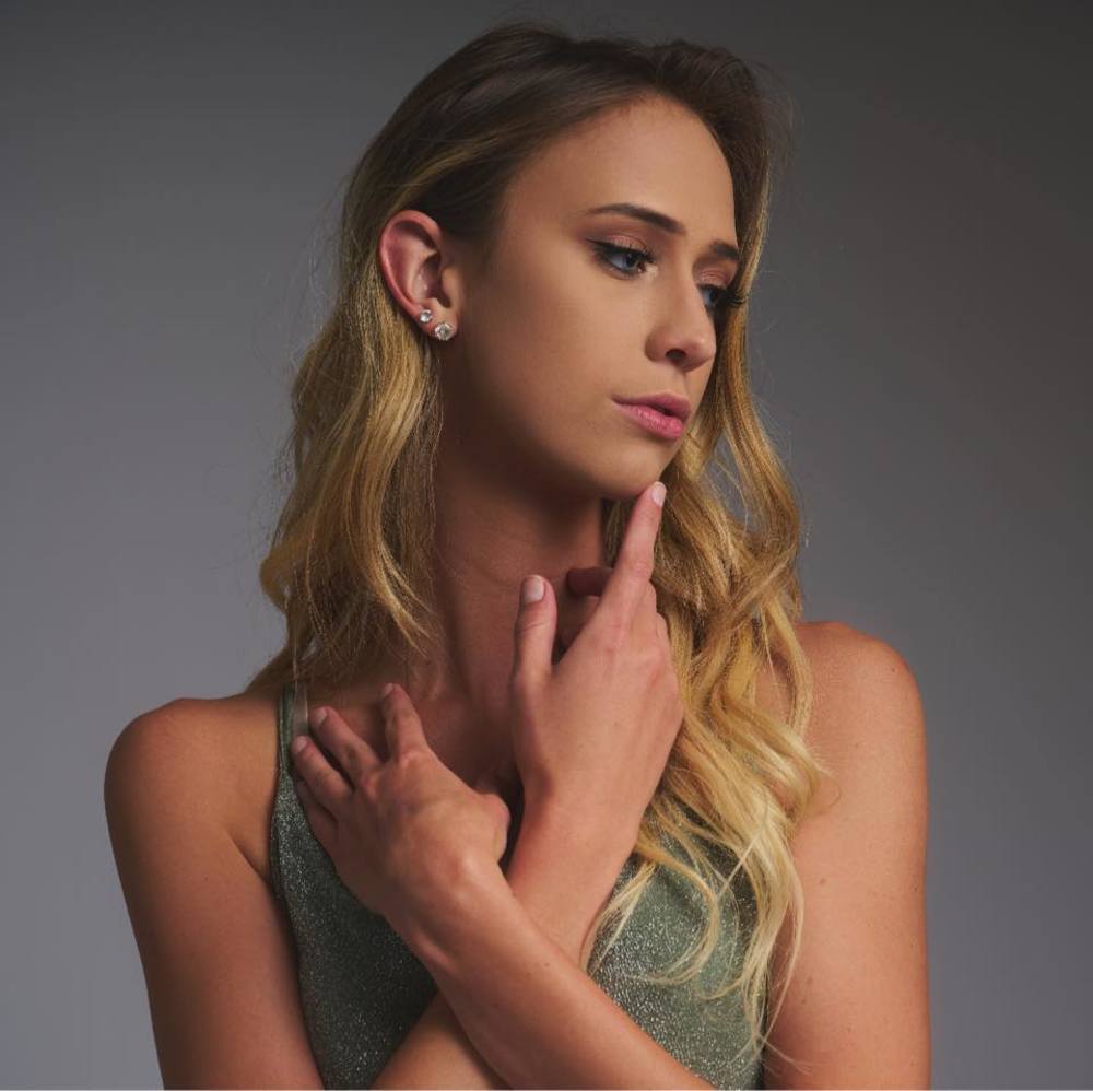 Meet your Posher, Nikki